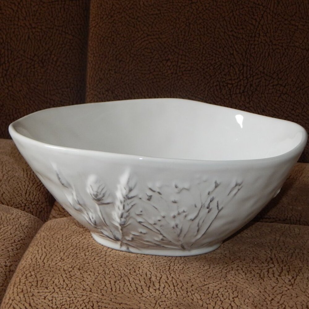 NOCAL LDA Portugal Large Pasta Veggies Serving Bowl 10.5” Embossed Rosemary NWT